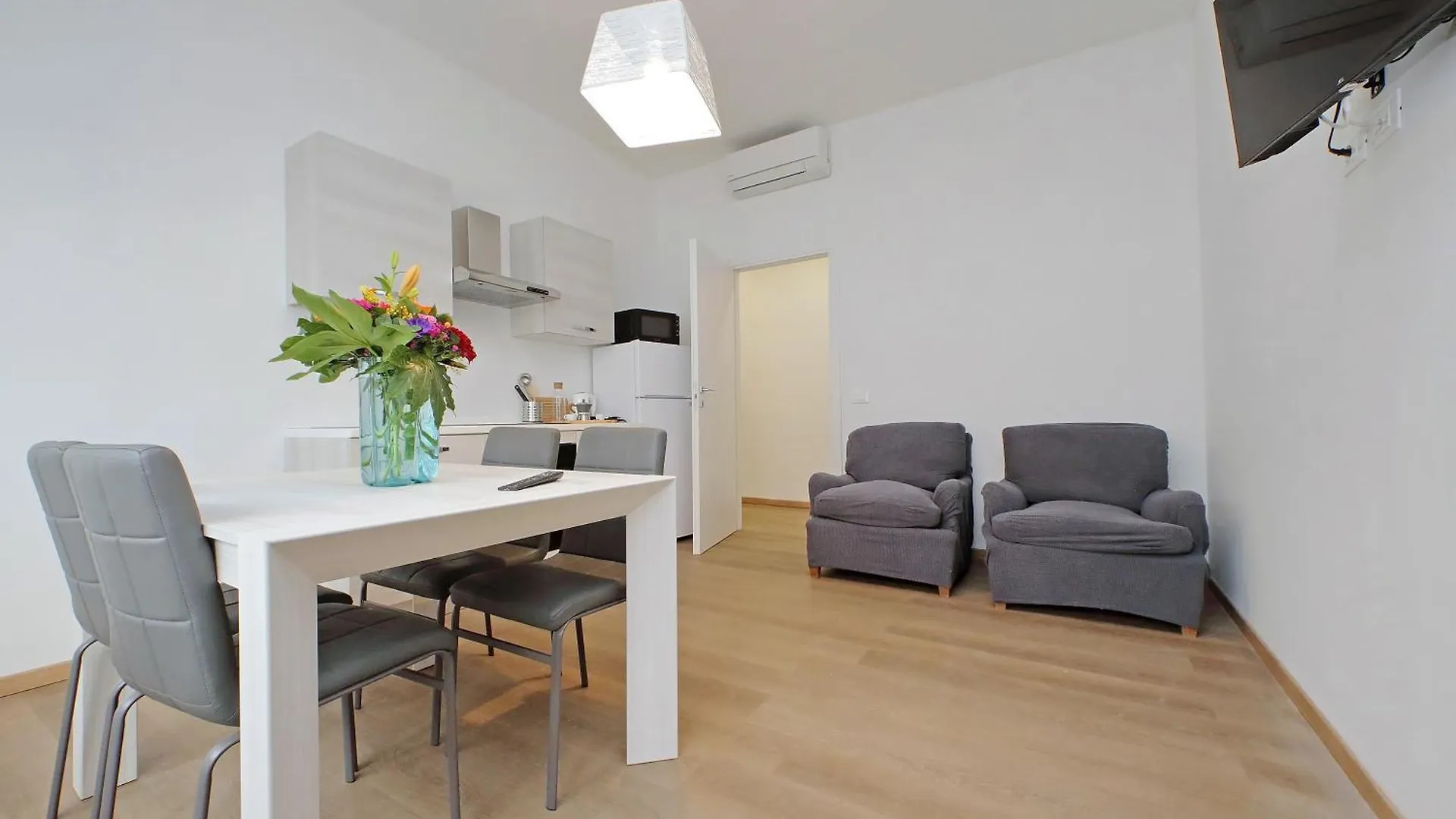 Trastevere 3 Apartments By Flatinrome