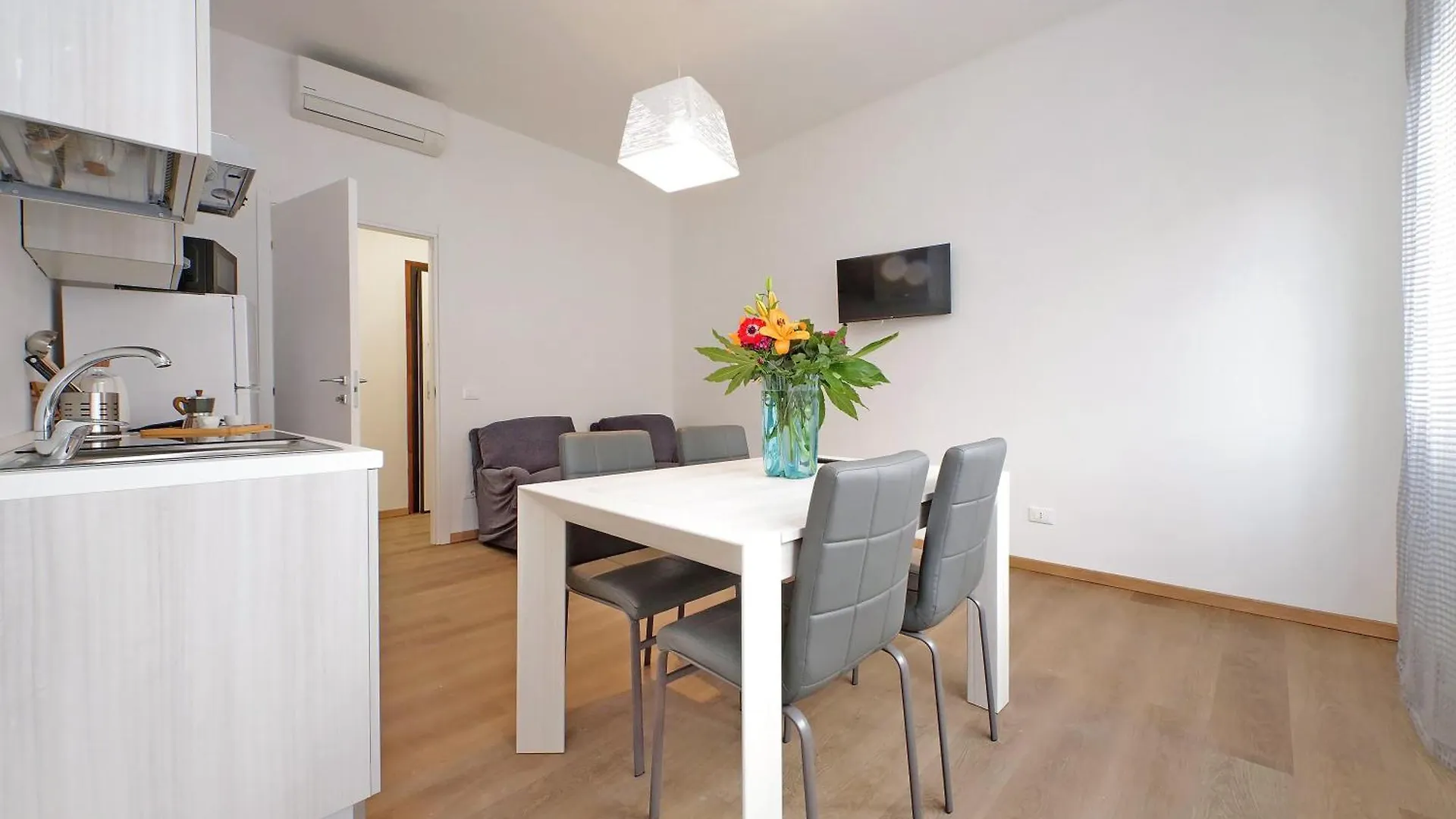 Trastevere 3 Apartments By Flatinrome 0*, Rome Italy
